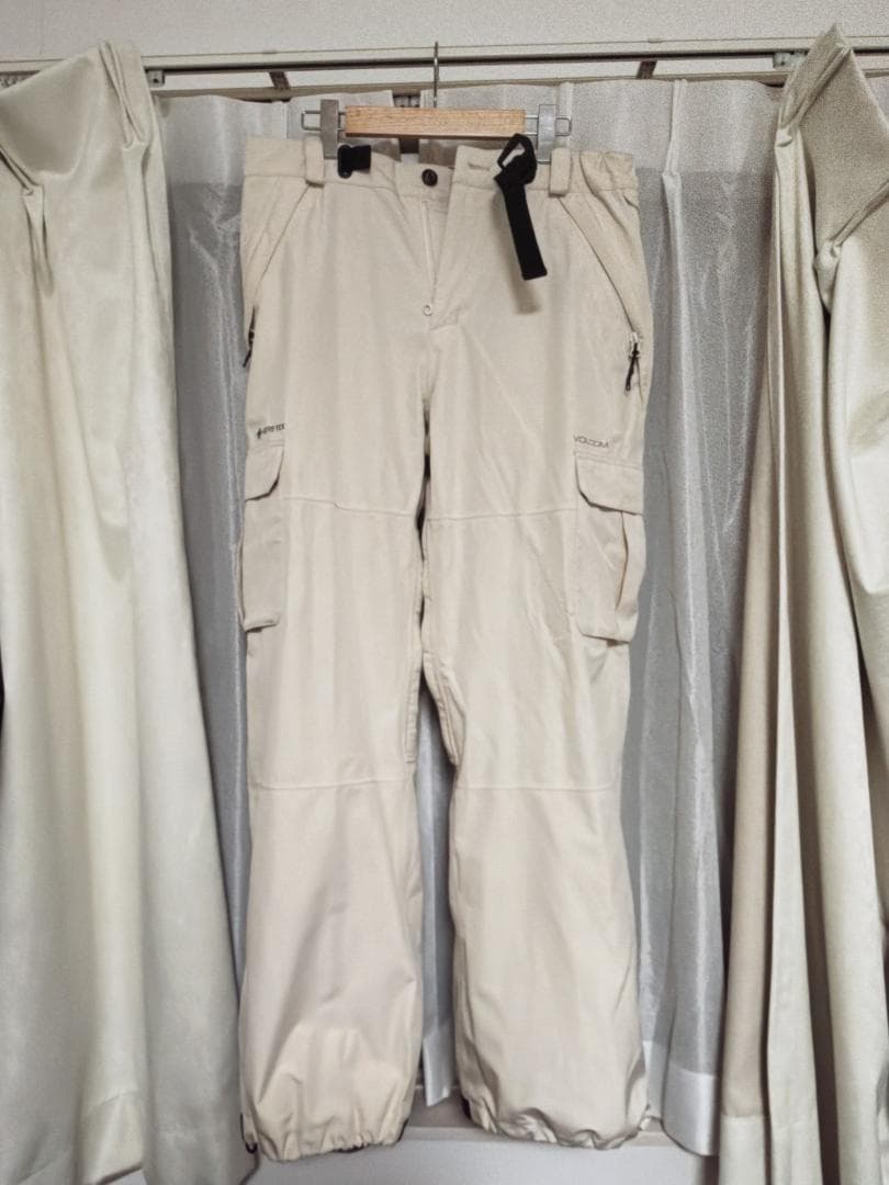 Volcom ボルコム スノーボード ウェア パンツ ゴアテックス 白 M VOLCOM（ボルコム） 24-25 VOLCOM/ボルコム L GORE-TEX pant 着用説明